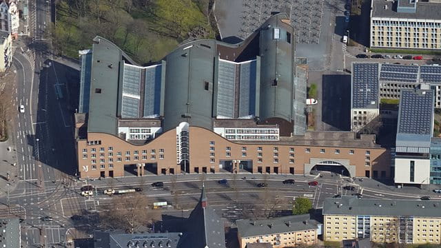 Planungsdezernat Frankfurt am Main Die Adresse konnte nicht gefunden werden.